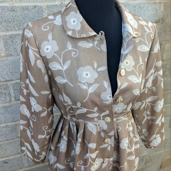 Cottagecore Dress- Mid-Century Style Collared Button Up Knee Length-Taupe floral - Picture 6 of 16